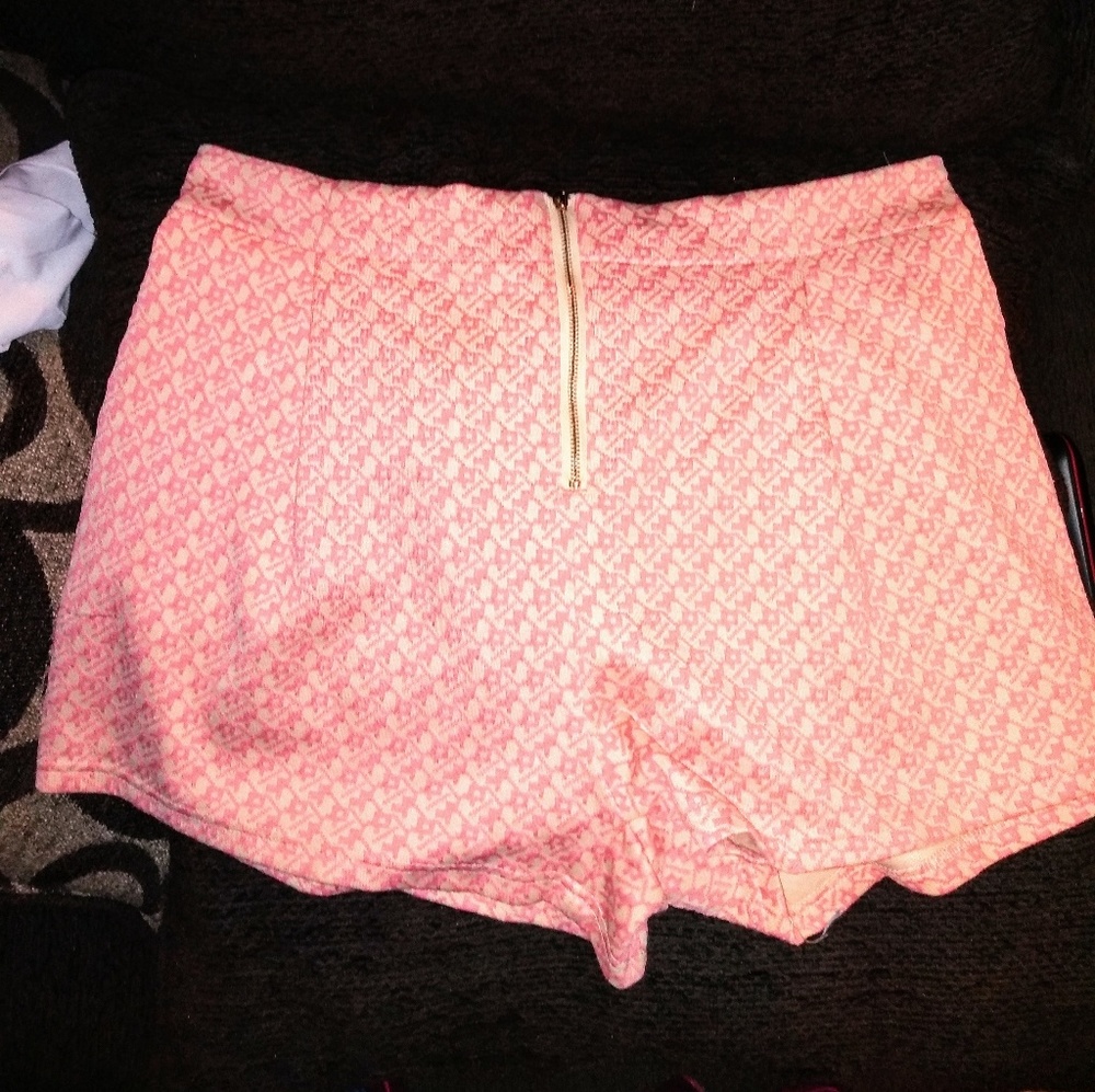 34W Zenola Extra Large Women's Peach Shorts